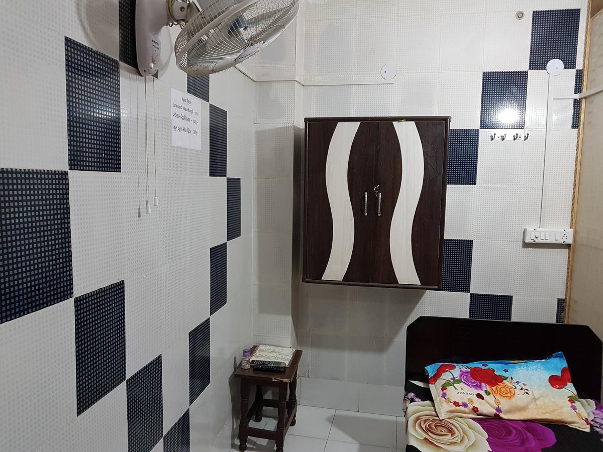 Nanda Hotel Hanumāngarh Exteriér fotografie