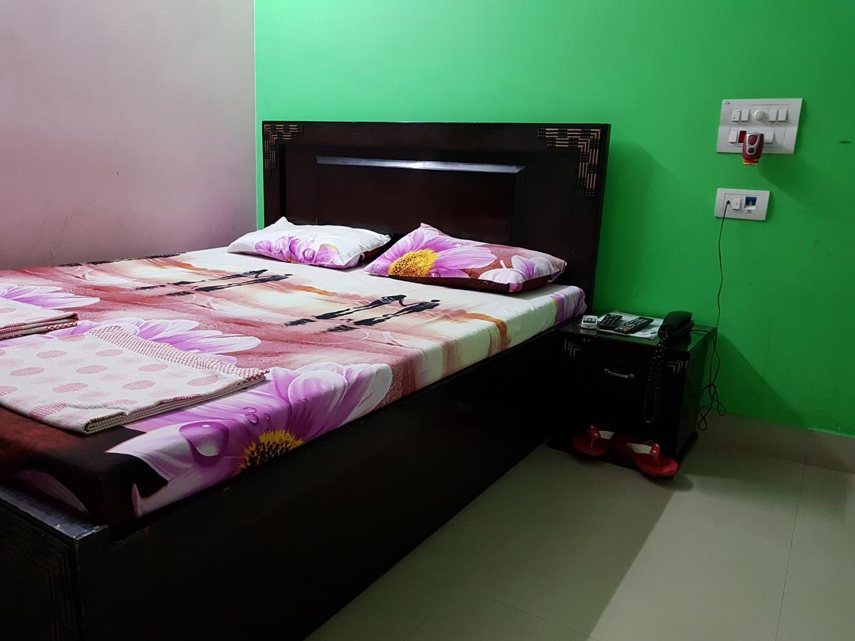 Nanda Hotel Hanumāngarh Exteriér fotografie